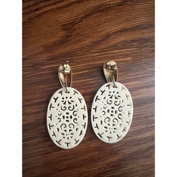 Daniel Espinosa Gold/White Oval Stud Drop Earrings With Intricate Cutout Design - Picture 2 of 3